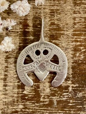 Silver-Tone Tribal Amulet Upside Down Horseshoe Shape Decorative Accent Pendant